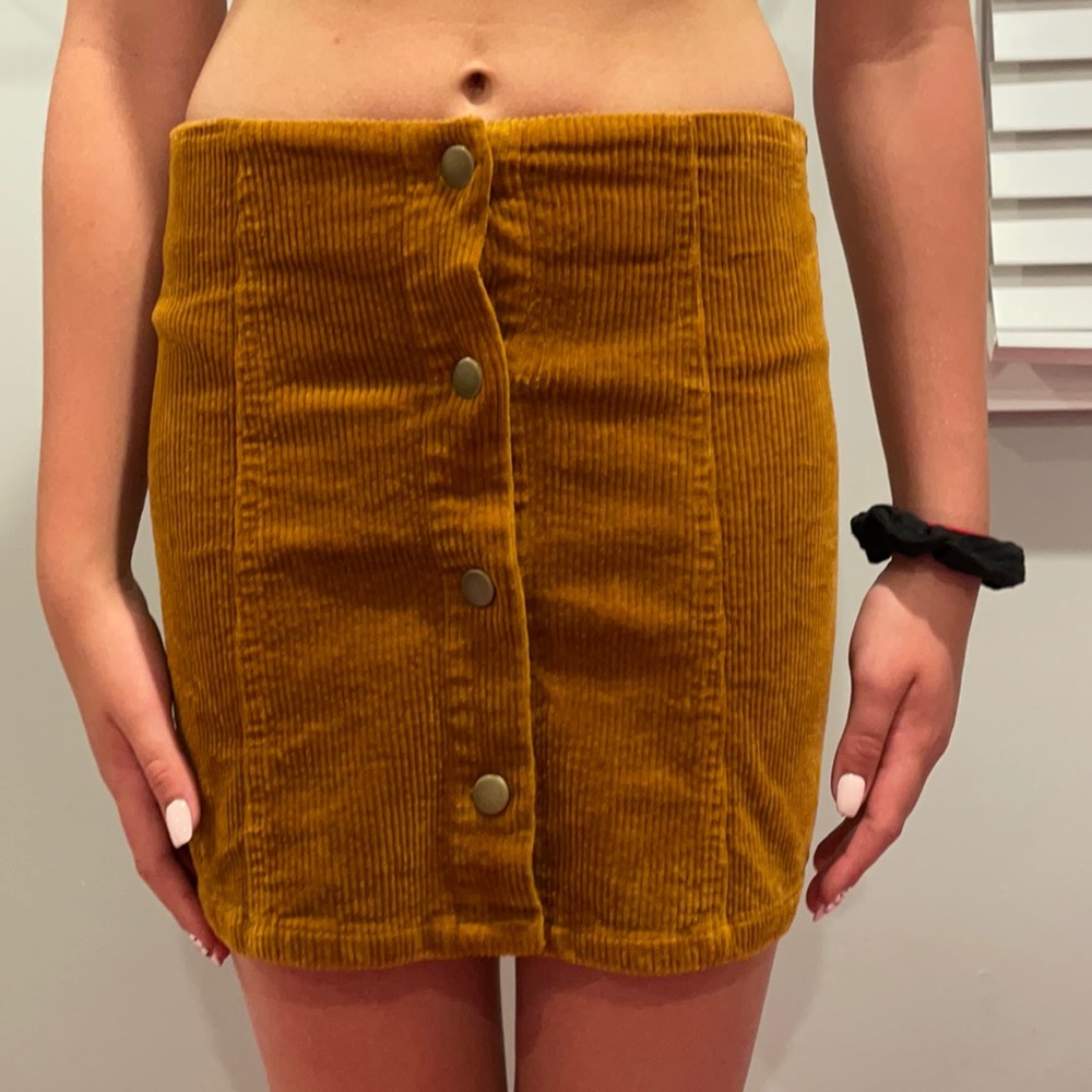 girls courderoy skirt.